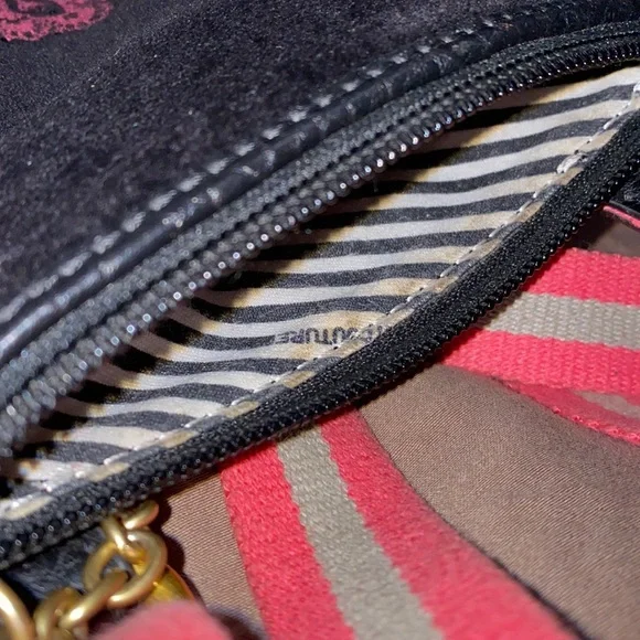 Juicy Couture Crossbody - Picture 9 of 14